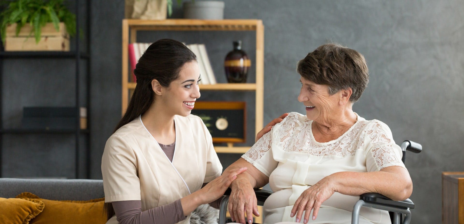 Home care vs nursing homes: Which one is better for your loved one?
